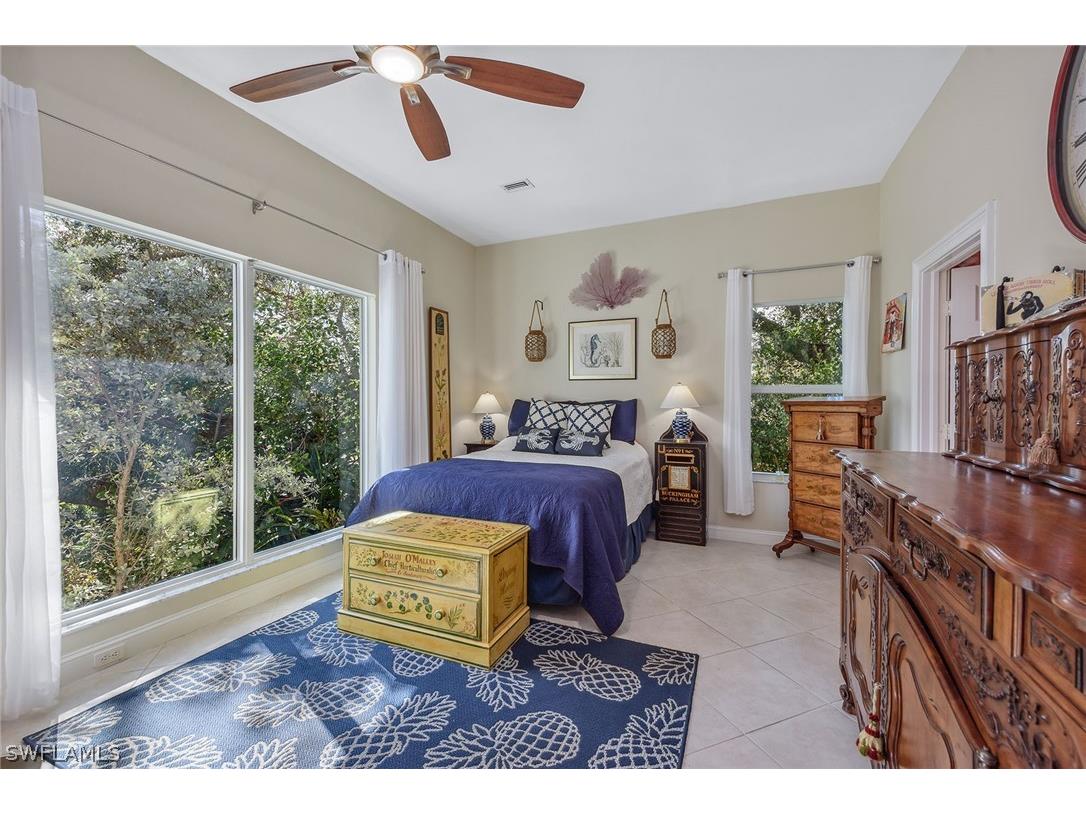 360 Gumbo Limbo Lane Marco Island FL 34145 226006602 image16