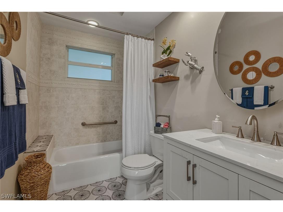 360 Gumbo Limbo Lane Marco Island FL 34145 226006602 image21