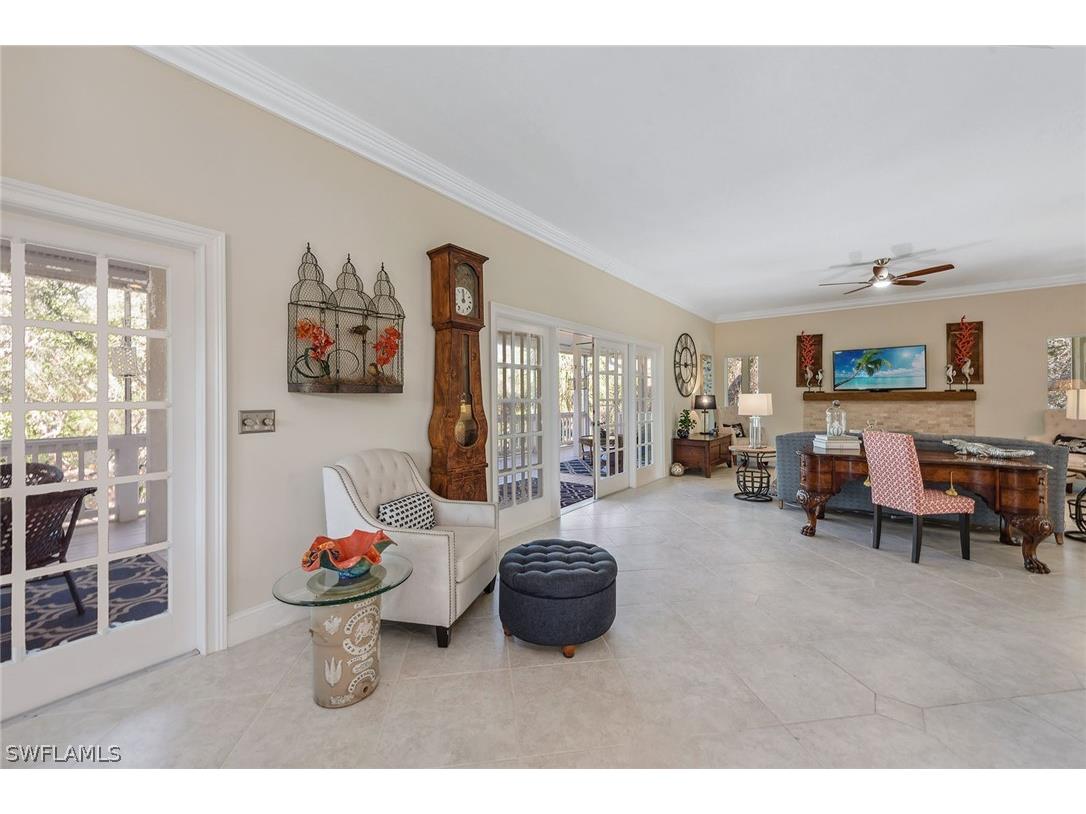 360 Gumbo Limbo Lane Marco Island FL 34145 226006602 image4