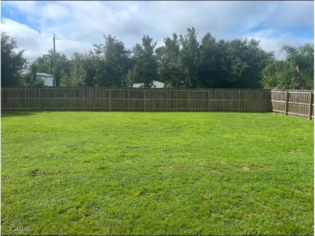 360 Hazel Circle Punta Gorda FL 33982 2025009268 image40