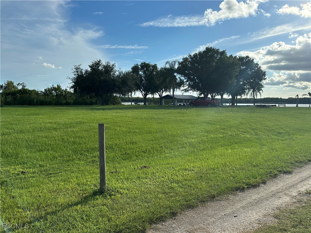 360 Hazel Circle Punta Gorda FL 33982 2025009268 image42