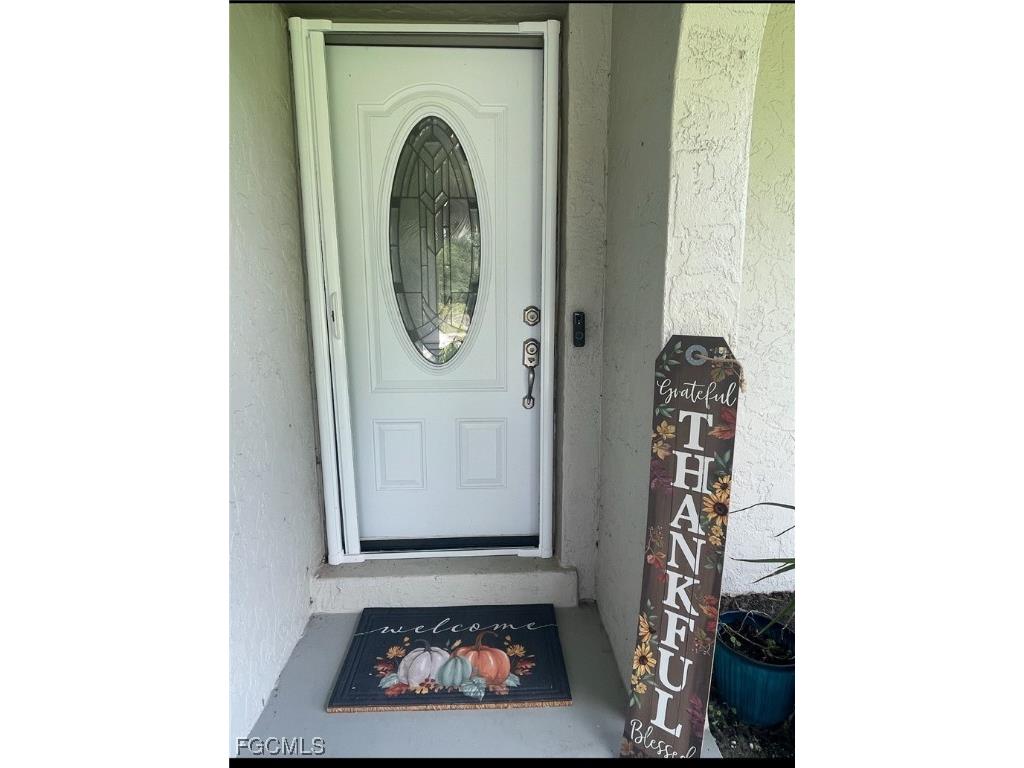 360 Hazel Circle Punta Gorda FL 33982 2025009268 image5