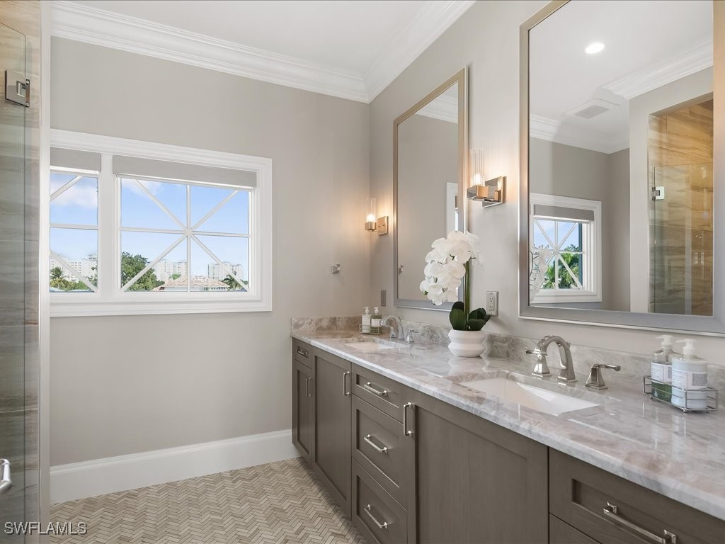 360 Heron Avenue Naples FL 34108 225080903 image31