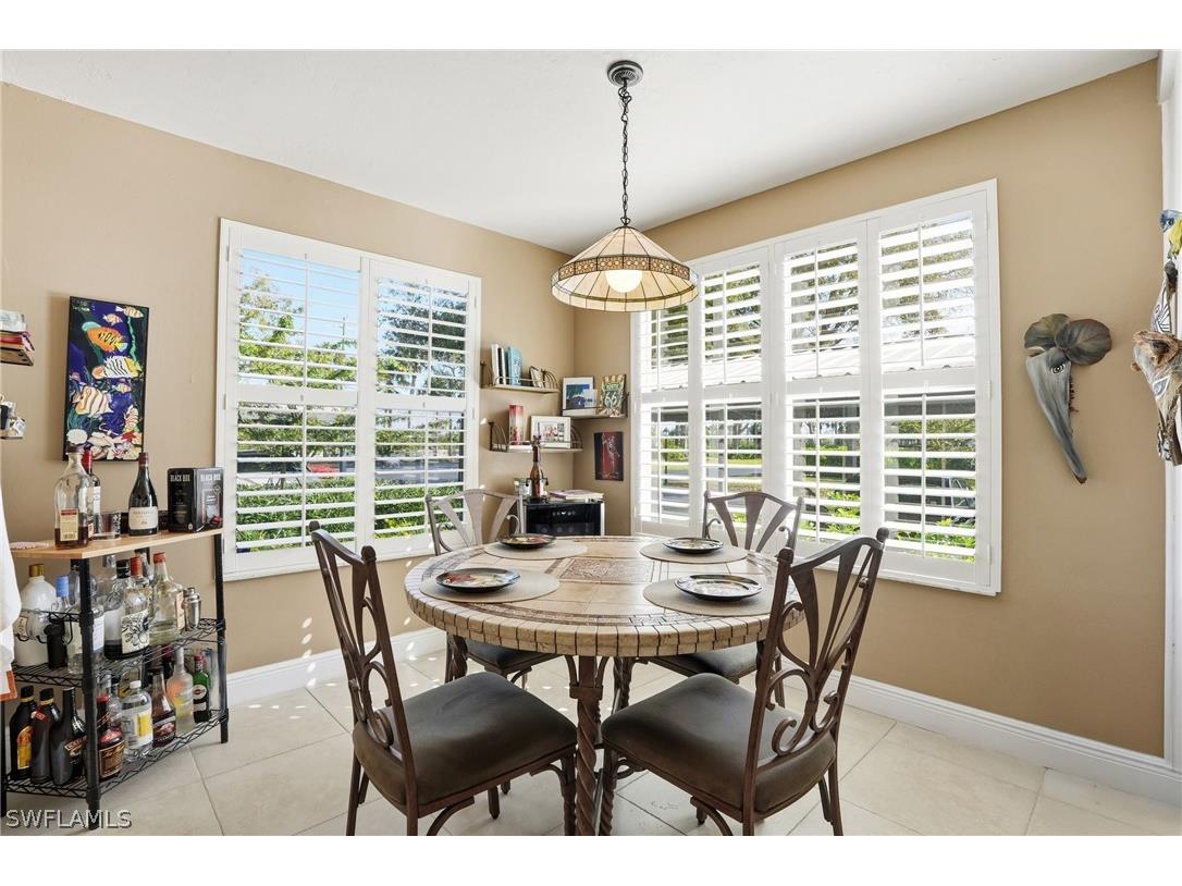 360 Horse Creek Drive #101 Naples FL 34110 226007424 image8