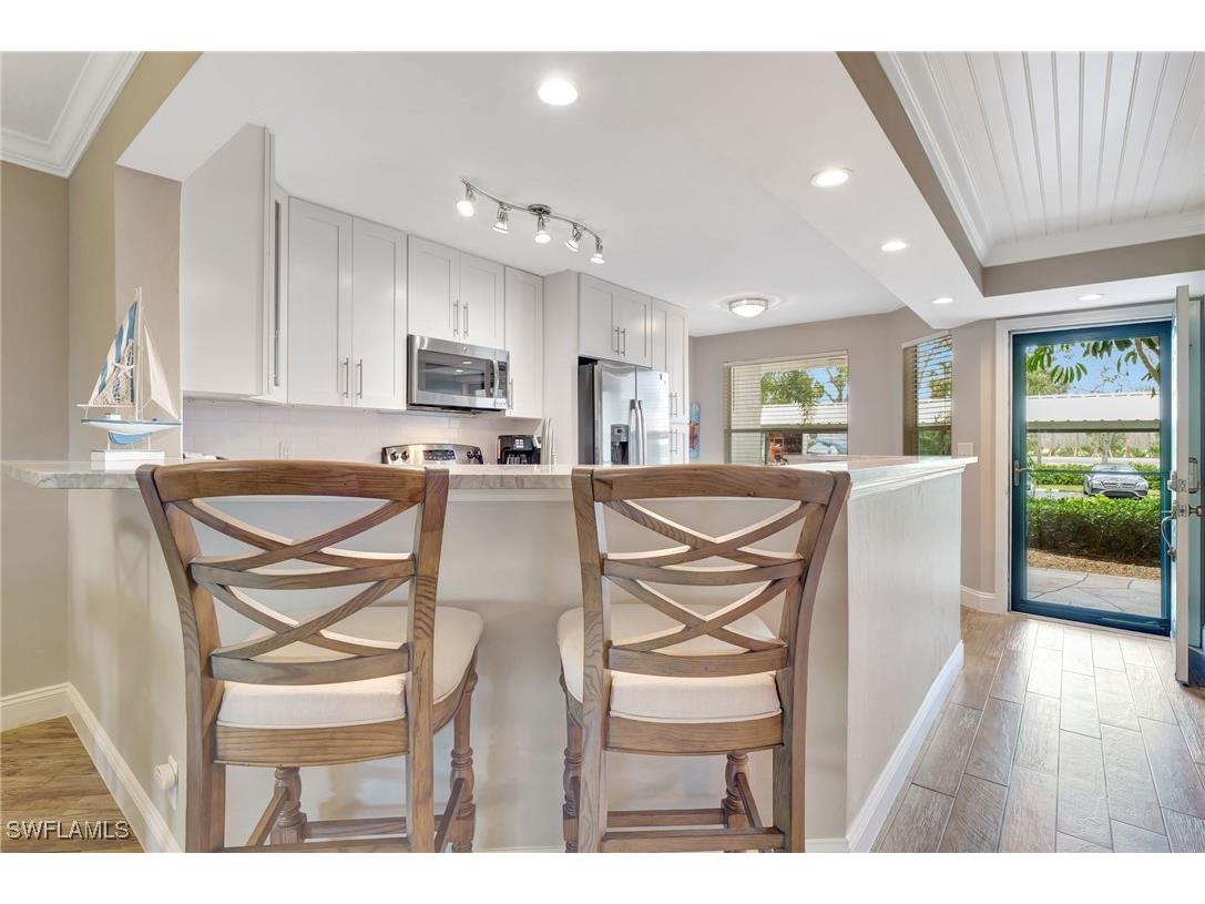 360 Horse Creek Drive #102 Naples FL 34110 224093958 image1