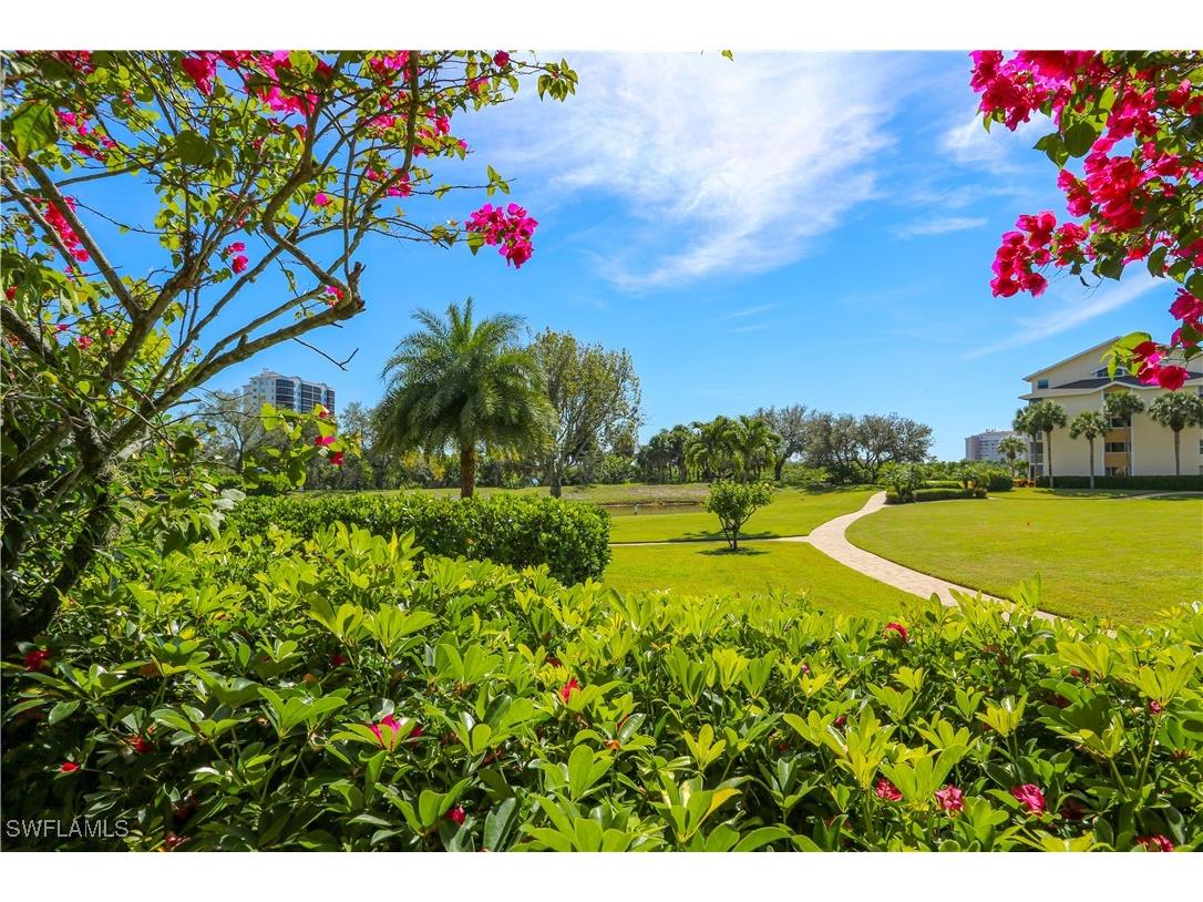 360 Horse Creek Drive #108 Naples FL 34110 225069444 image13