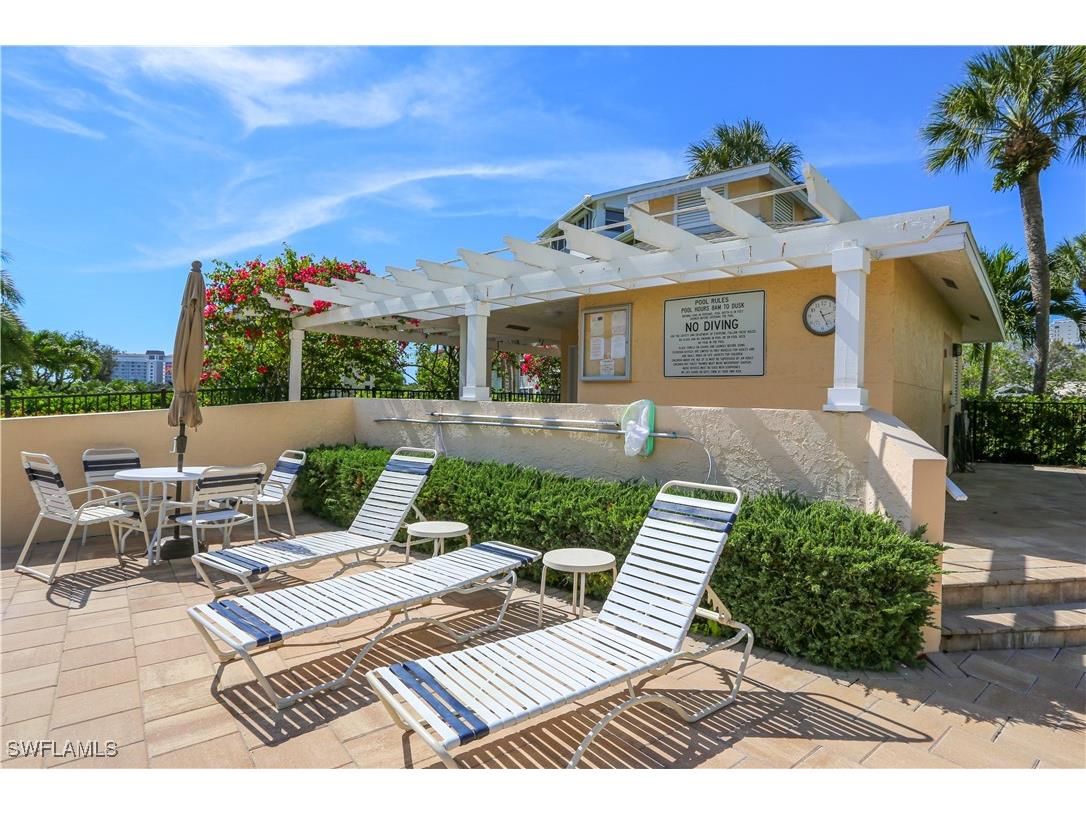 360 Horse Creek Drive #108 Naples FL 34110 225069444 image15