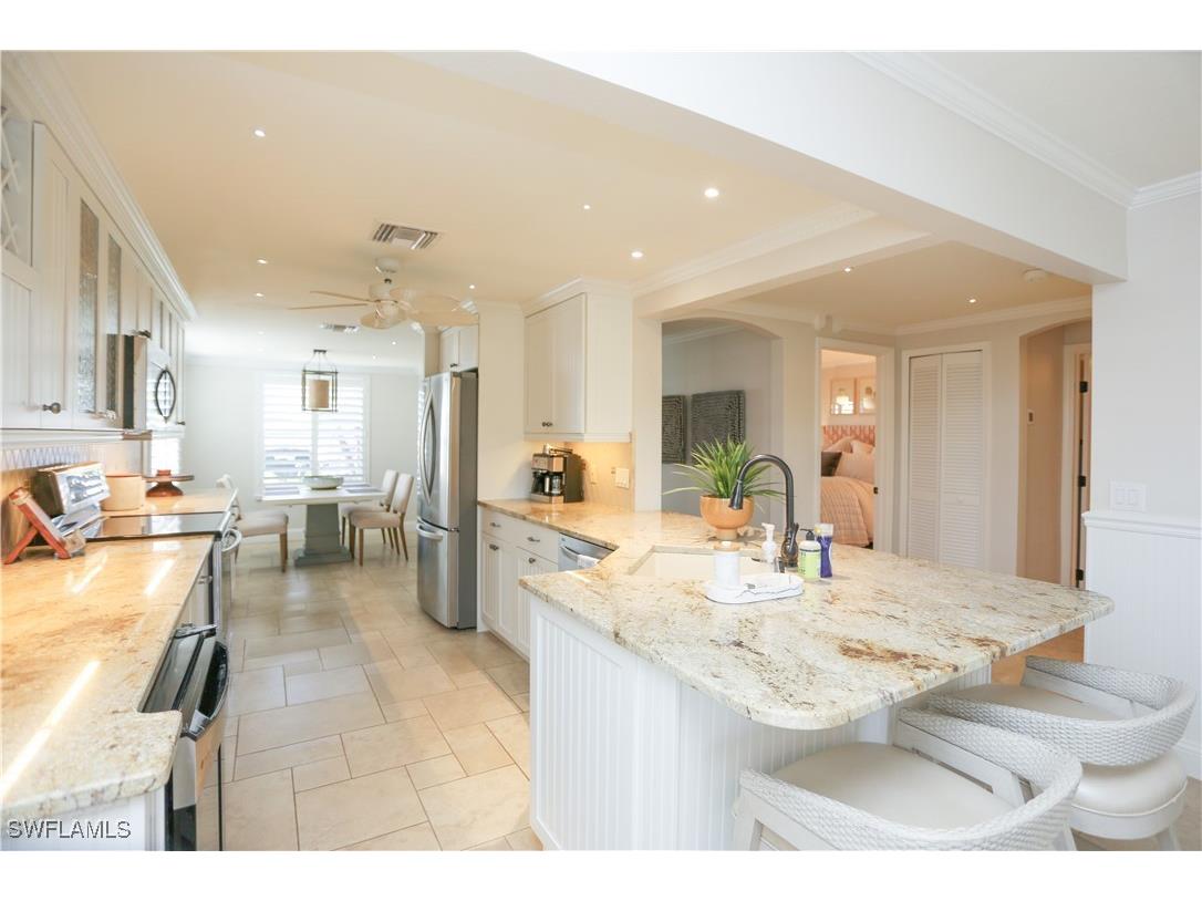 360 Horse Creek Drive #108 Naples FL 34110 225069444 image23