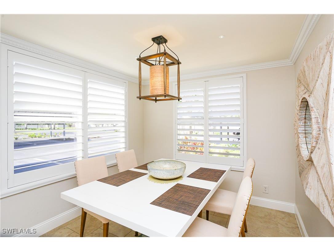 360 Horse Creek Drive #108 Naples FL 34110 225069444 image28