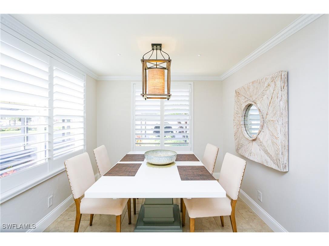 360 Horse Creek Drive #108 Naples FL 34110 225069444 image30