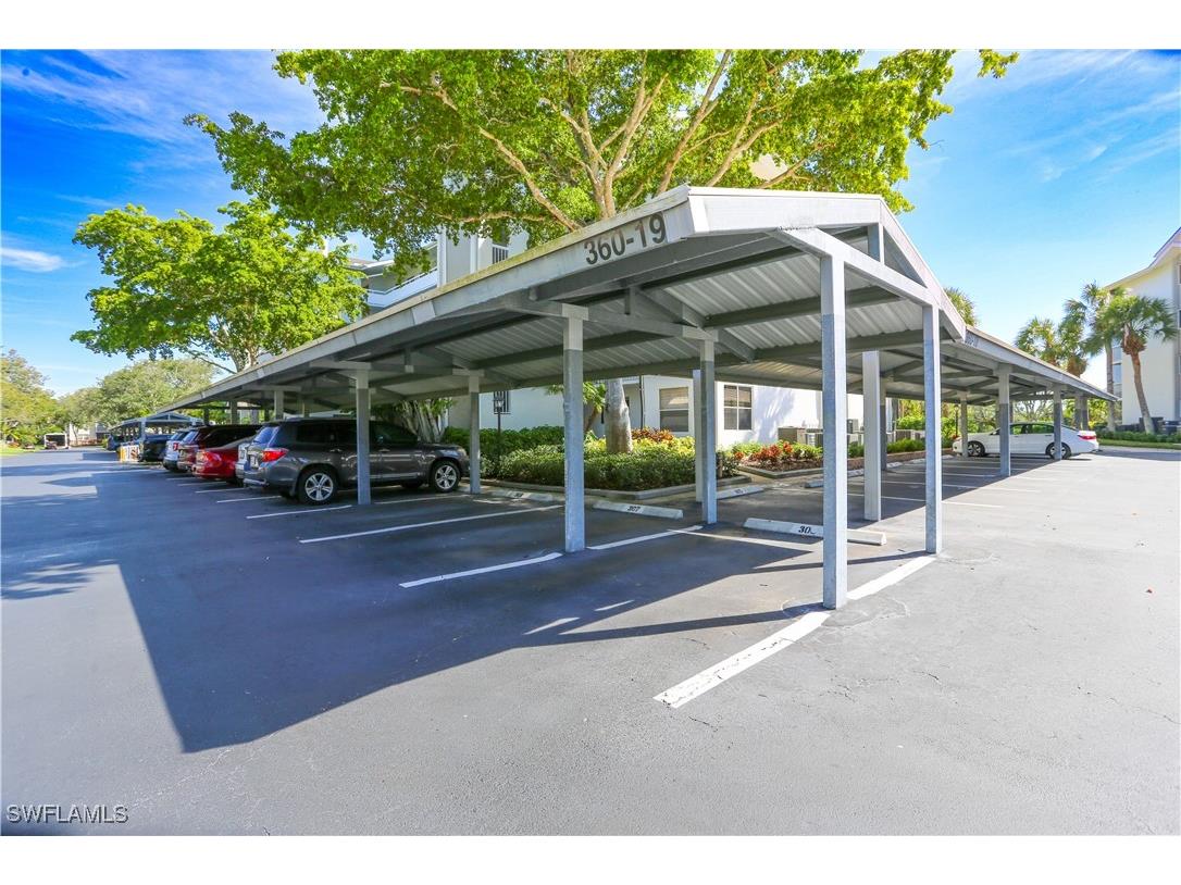 360 Horse Creek Drive #108 Naples FL 34110 225069444 image7