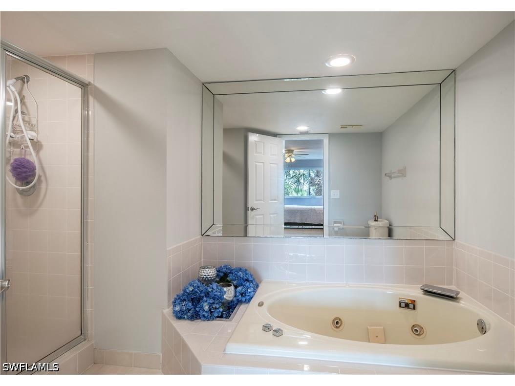360 Horse Creek Drive #303 Naples FL 34110 226019132 image18