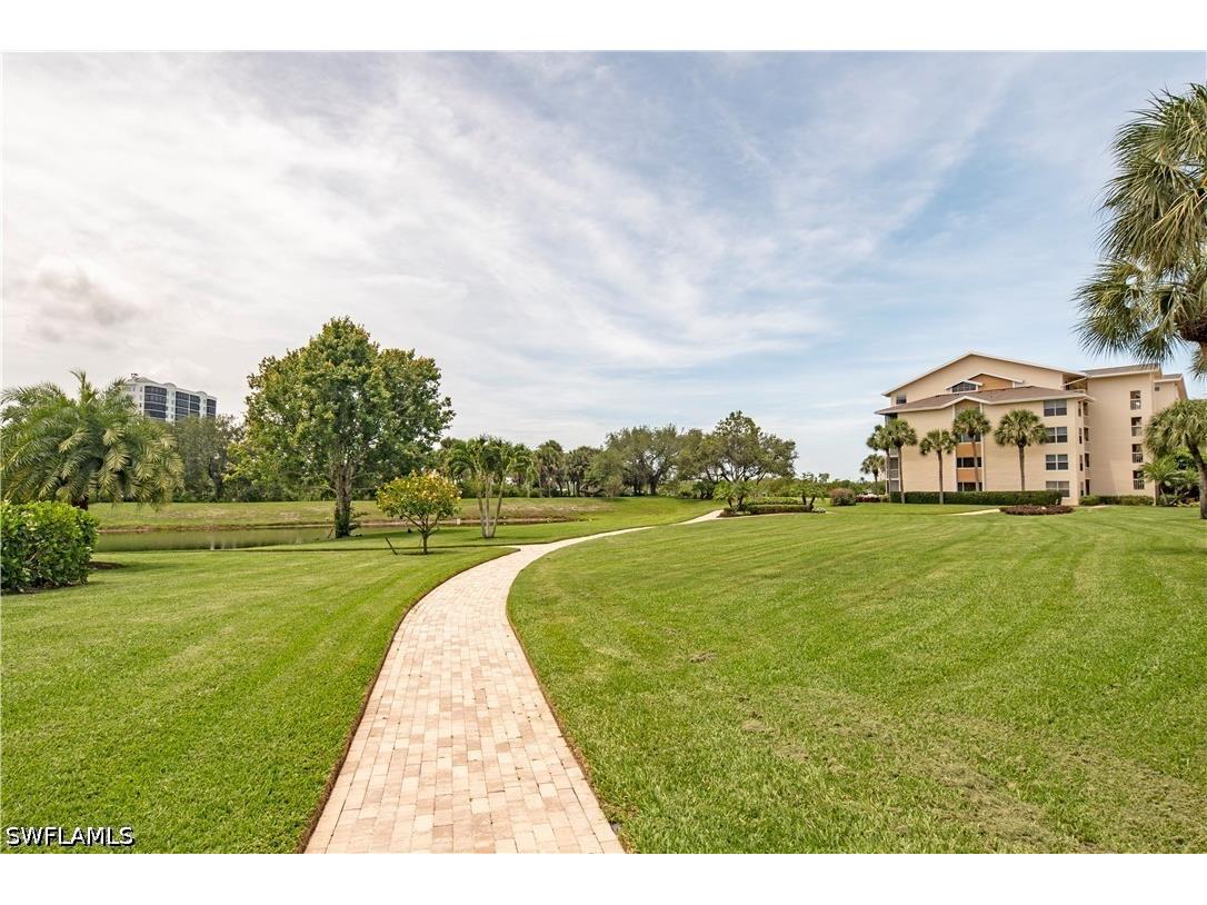 360 Horse Creek Drive #303 Naples FL 34110 226019132 image27