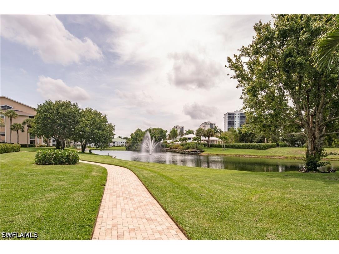 360 Horse Creek Drive #303 Naples FL 34110 226019132 image28