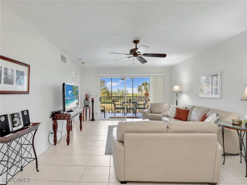 360 Horse Creek Drive #305 Naples FL 34110 225008229 image14