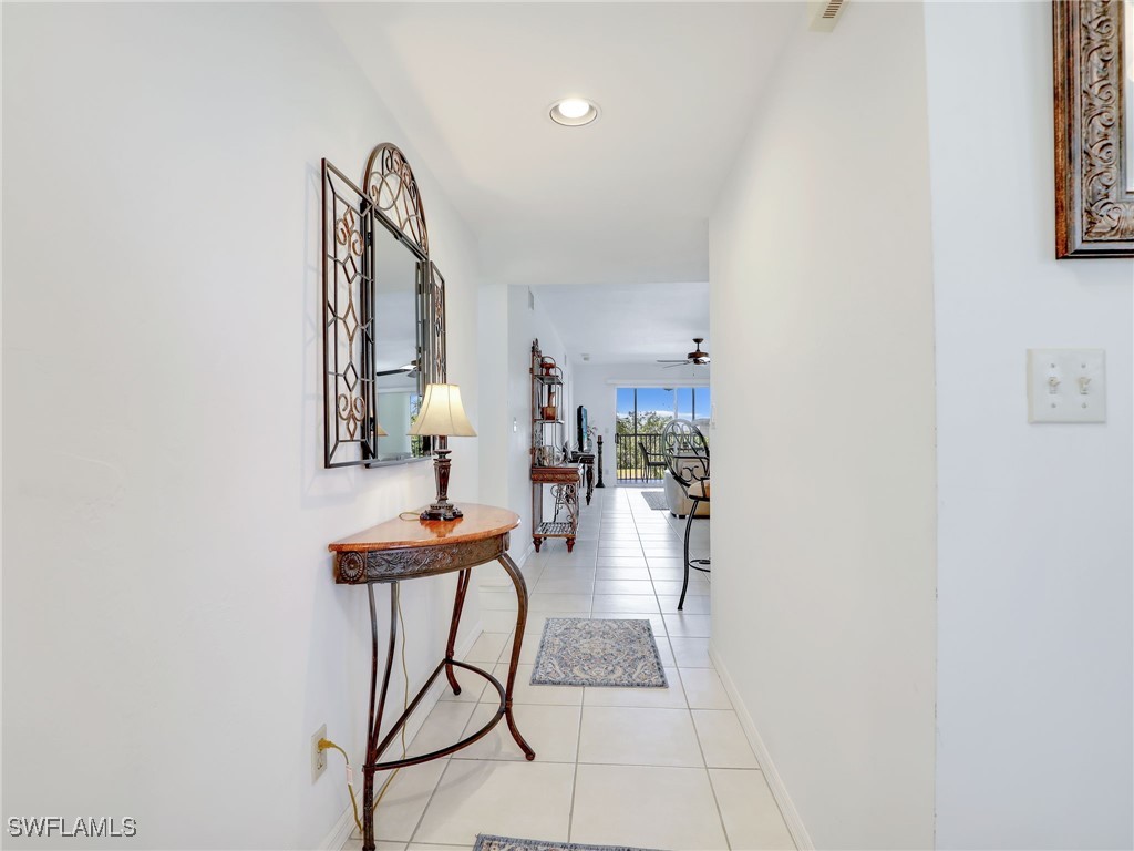 360 Horse Creek Drive #305 Naples FL 34110 225066515 image4