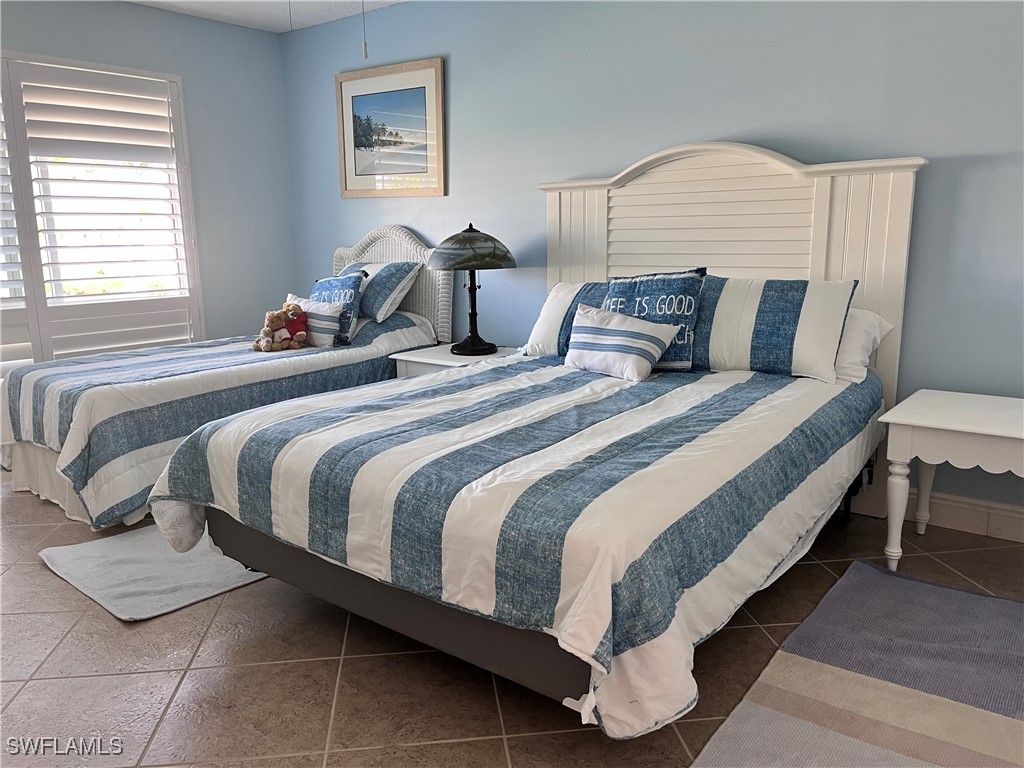 360 Palm Drive #4 Naples FL 34112 225049659 image9