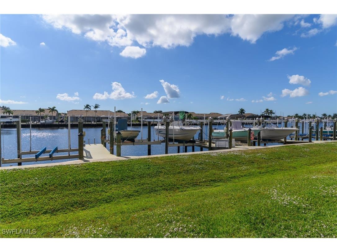 360 Stella Maris Drive N #2401 Naples FL 34114 225081270 image28