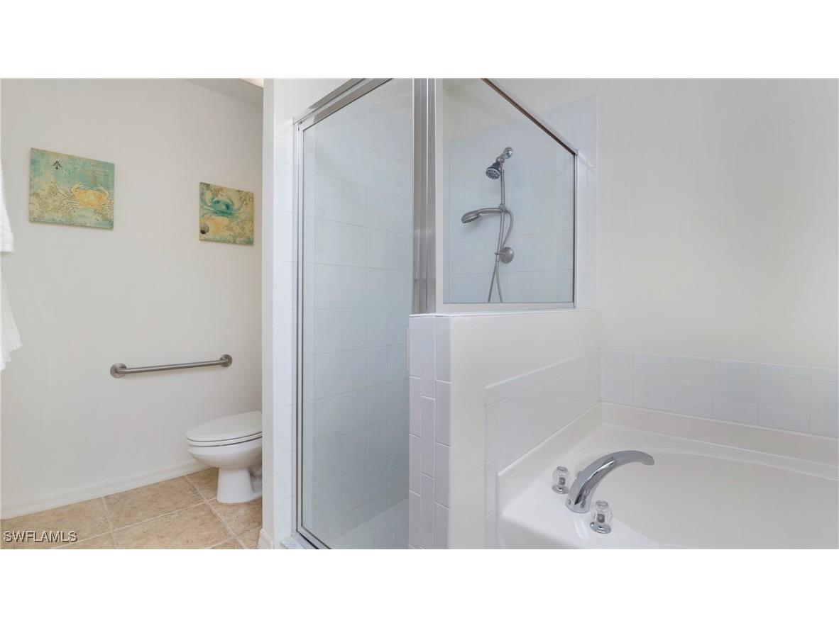 360 Stella Maris Drive N #2404 Naples FL 34114 225071238 image22