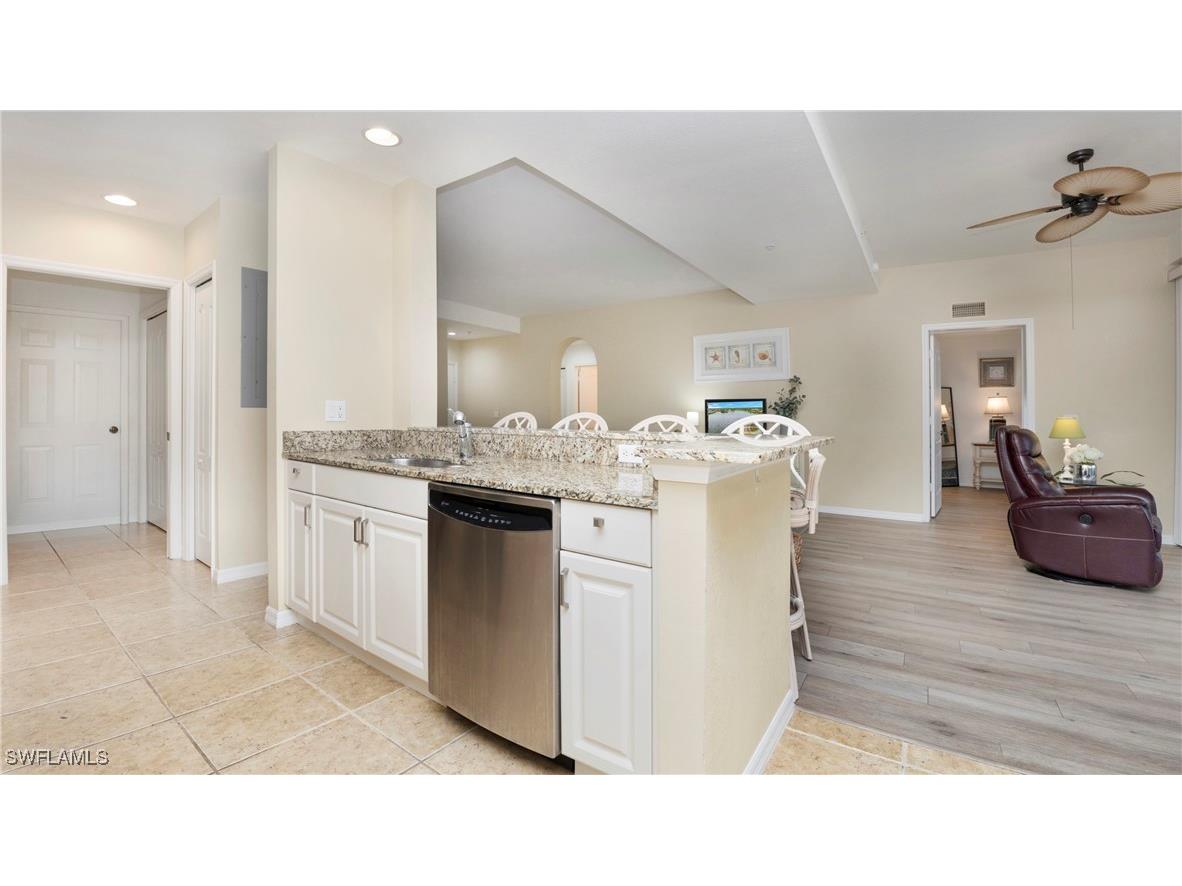 360 Stella Maris Drive N #2404 Naples FL 34114 225071238 image4