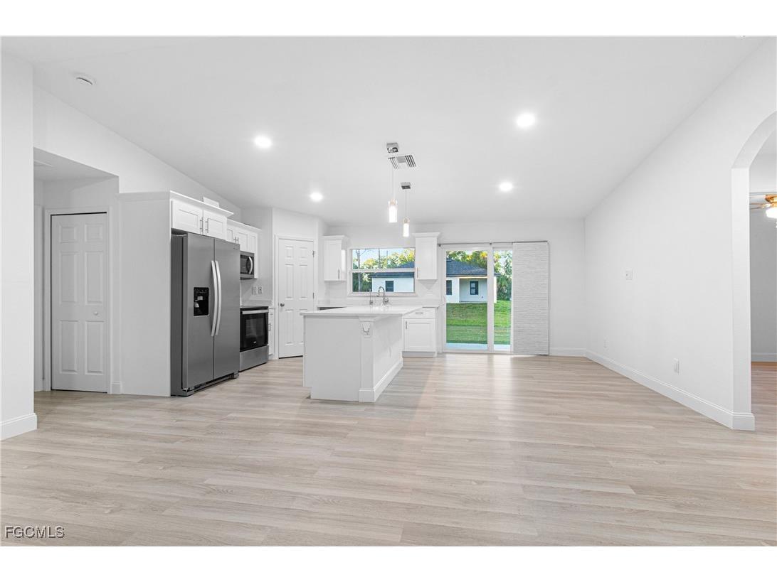 3600 54th Street W Lehigh Acres FL 33971 2025023060 image5