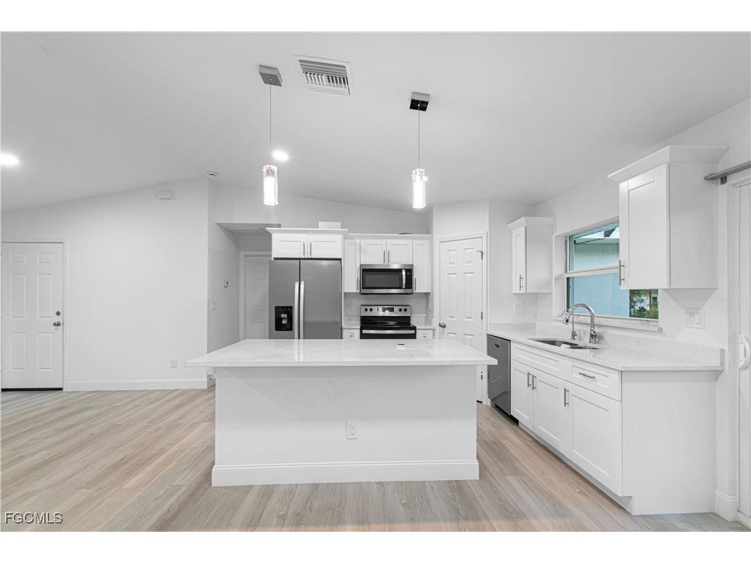 3600 54th Street W Lehigh Acres FL 33971 2025023060 image6