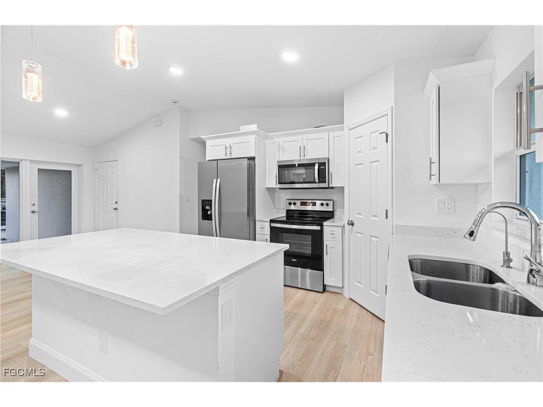 3600 54th Street W Lehigh Acres FL 33971 2025023060 image7