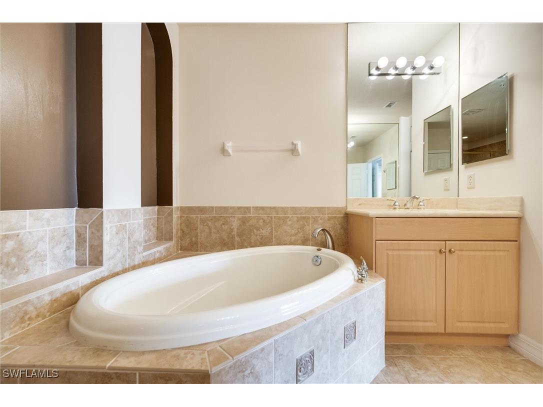 3600 Lansing Loop #103 Estero FL 33928 226002149 image23