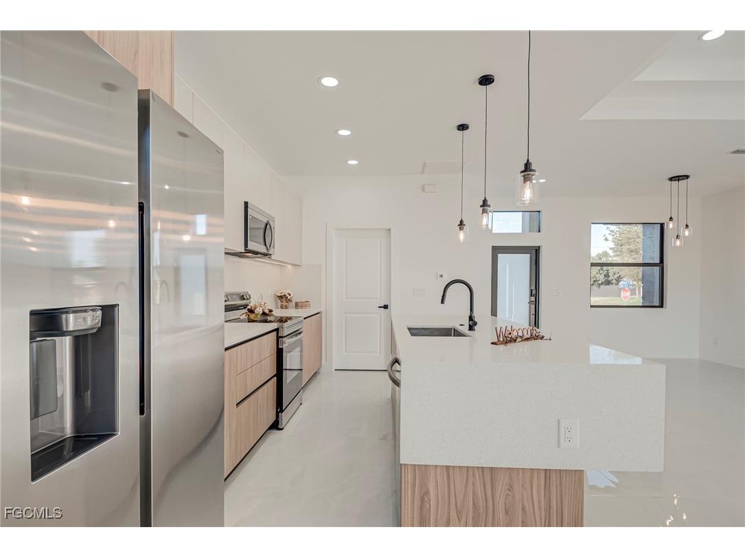 3601 28th Street SW Lehigh Acres FL 33976 2026003574 image10