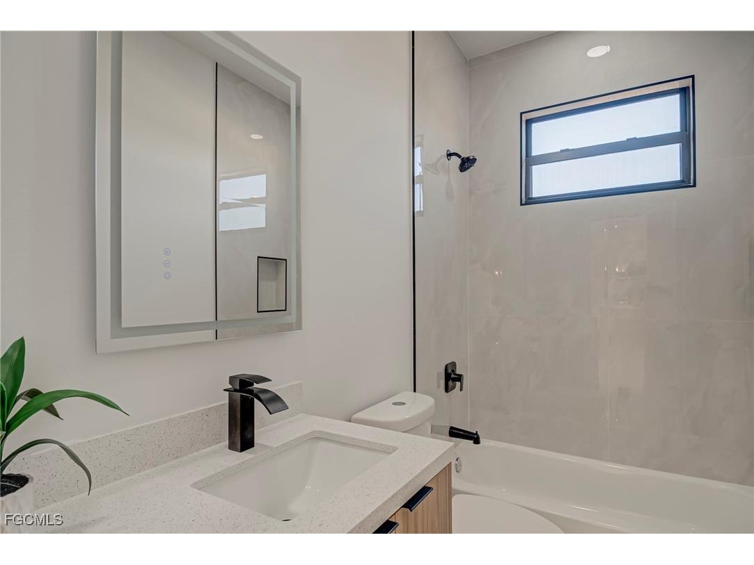 3601 28th Street SW Lehigh Acres FL 33976 2026003574 image20