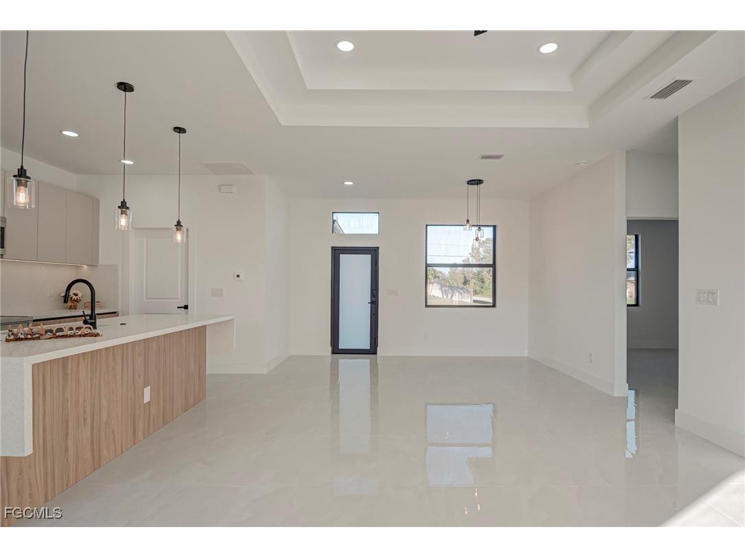 3601 28th Street SW Lehigh Acres FL 33976 2026003574 image9