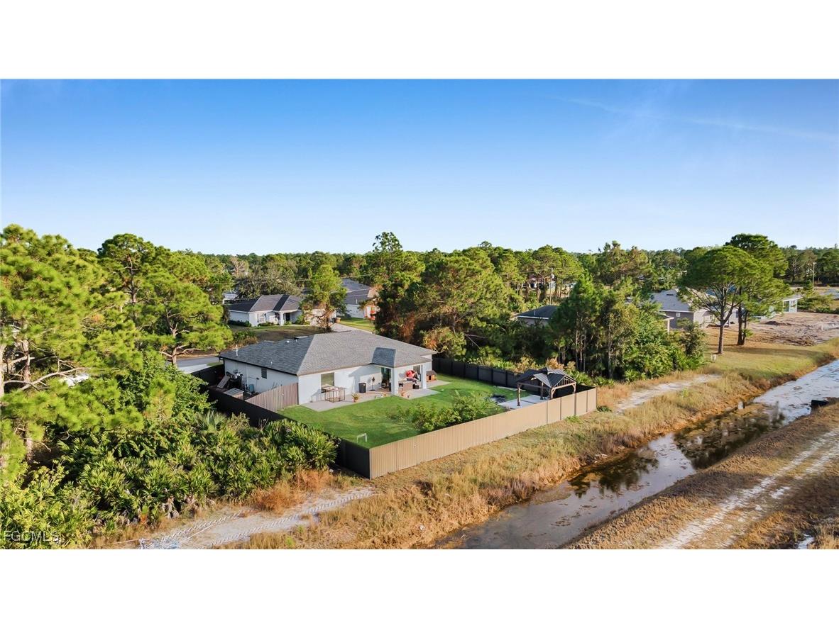 3601 June Avenue N Lehigh Acres FL 33971 2025025422 image24