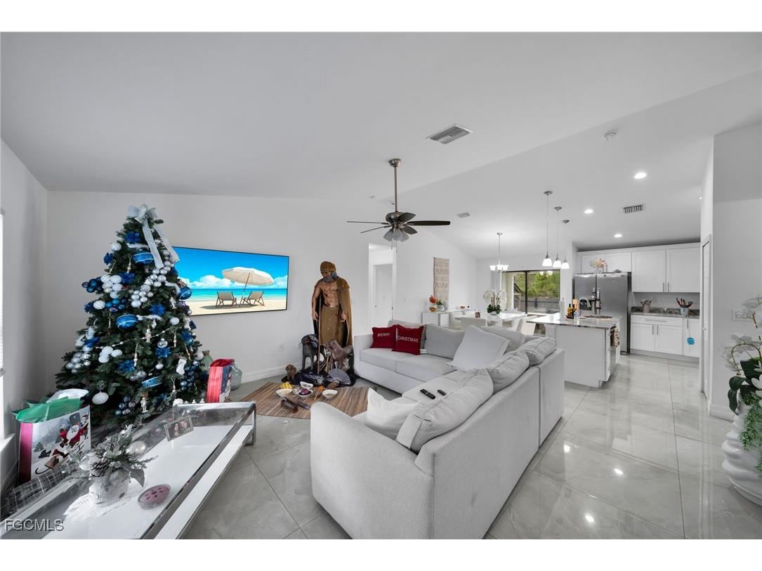 3601 June Avenue N Lehigh Acres FL 33971 2025025422 image3