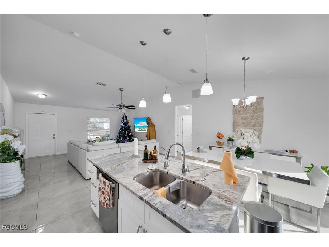 3601 June Avenue N Lehigh Acres FL 33971 2025025422 image8