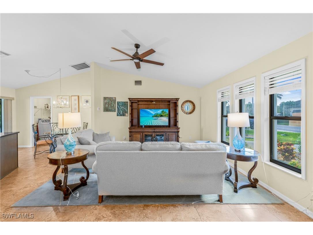 3601 Surfside Boulevard Cape Coral FL 33914 225079323 image10