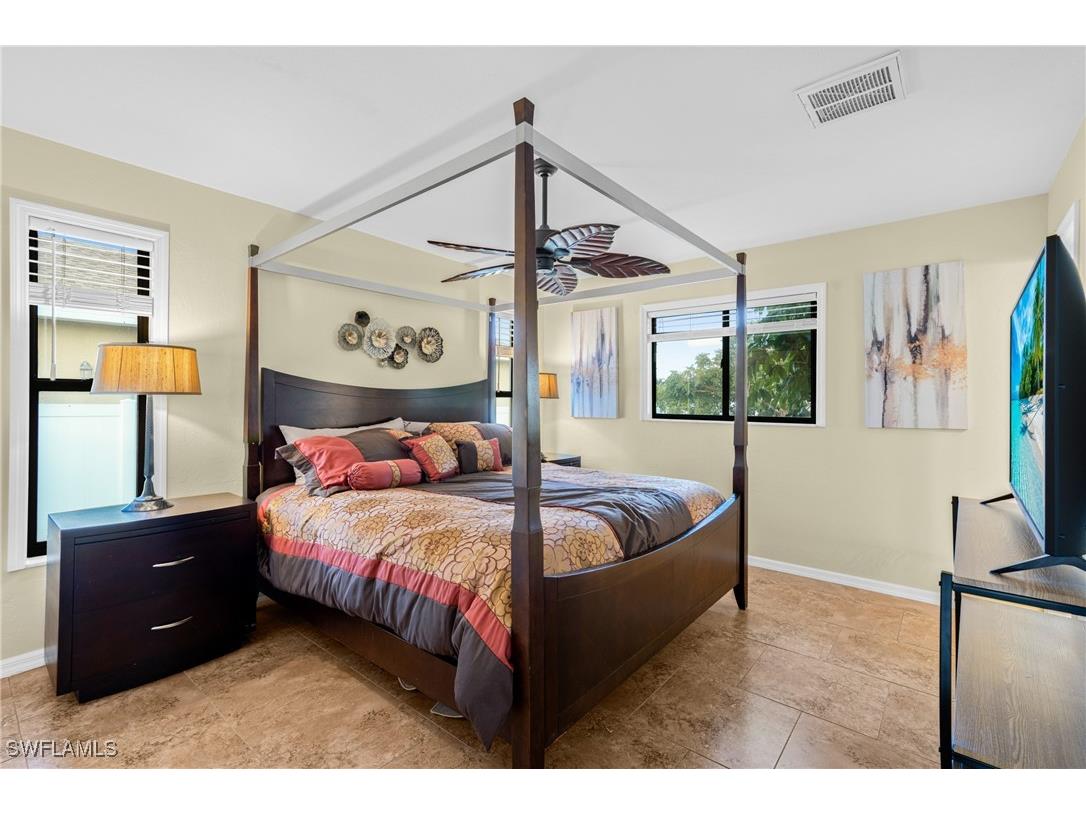 3601 Surfside Boulevard Cape Coral FL 33914 225079323 image16