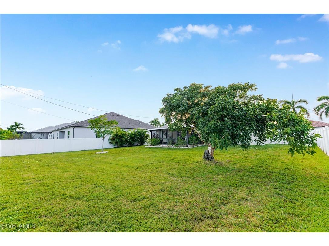 3601 Surfside Boulevard Cape Coral FL 33914 225079323 image31