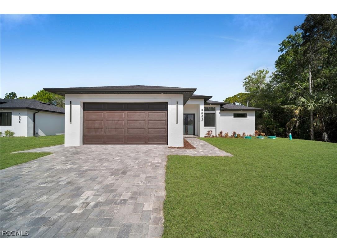 3602 58th Street W Lehigh Acres FL 33971 2026008585 image1