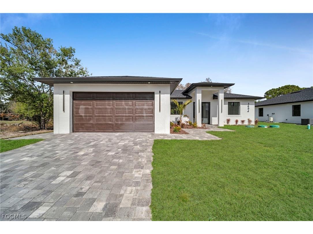 3604 58th Street W Lehigh Acres FL 33971 2026008583 image1