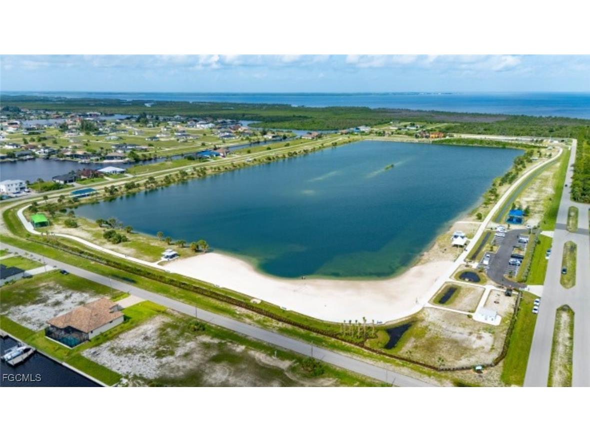 3604 NW 38th Terrace Cape Coral FL 33993 2025007487 image4