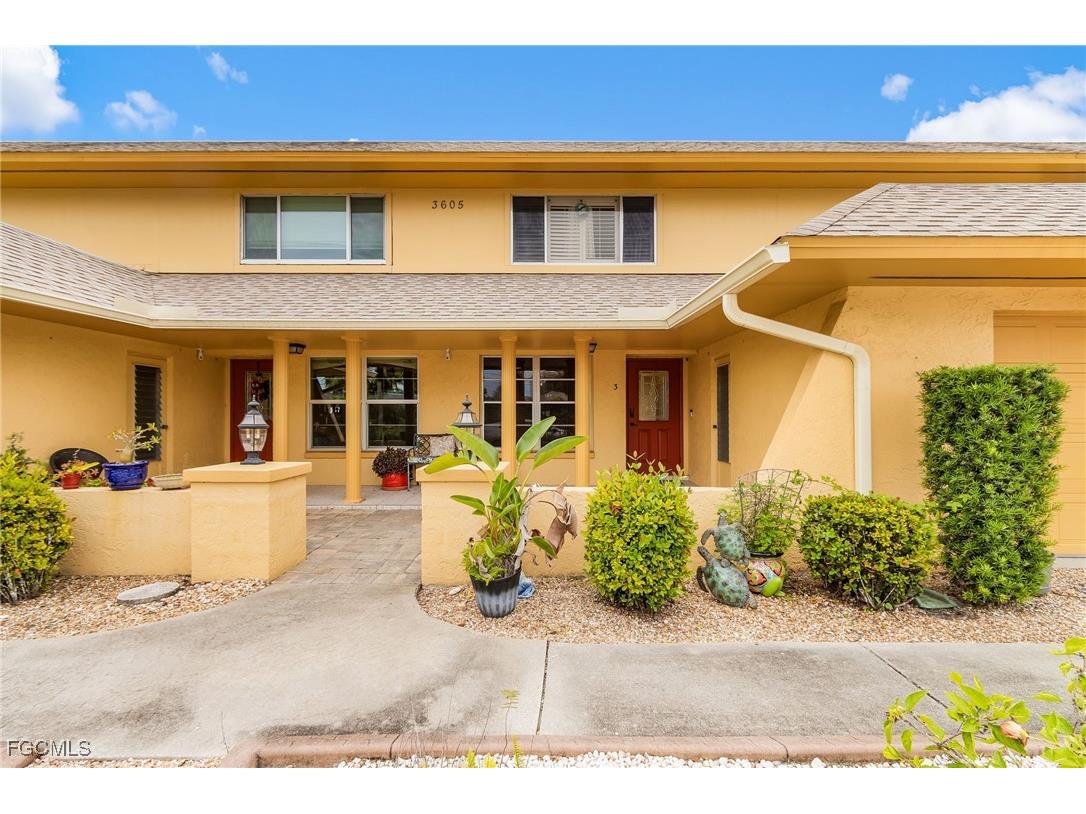 3605 Country Club Boulevard #3 Cape Coral FL 33904 2025010134 image1
