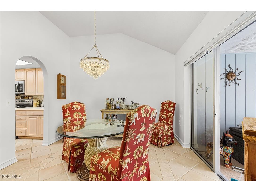 3605 Country Club Boulevard #3 Cape Coral FL 33904 2025010134 image11