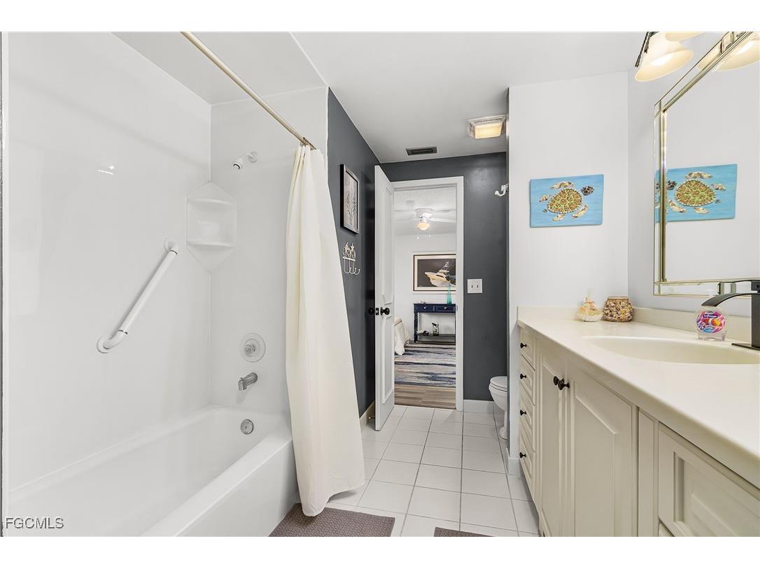 3605 Country Club Boulevard #3 Cape Coral FL 33904 2025010134 image24