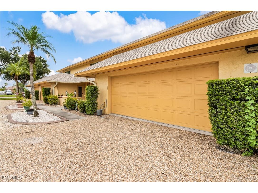 3605 Country Club Boulevard #3 Cape Coral FL 33904 2025010134 image3