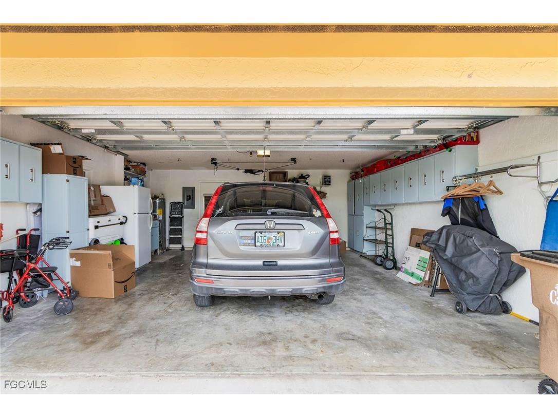 3605 Country Club Boulevard #3 Cape Coral FL 33904 2025010134 image34