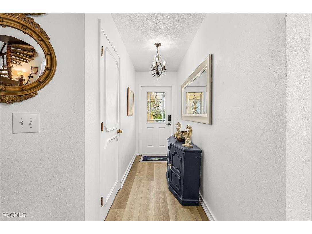 3605 Country Club Boulevard #3 Cape Coral FL 33904 2025010134 image5