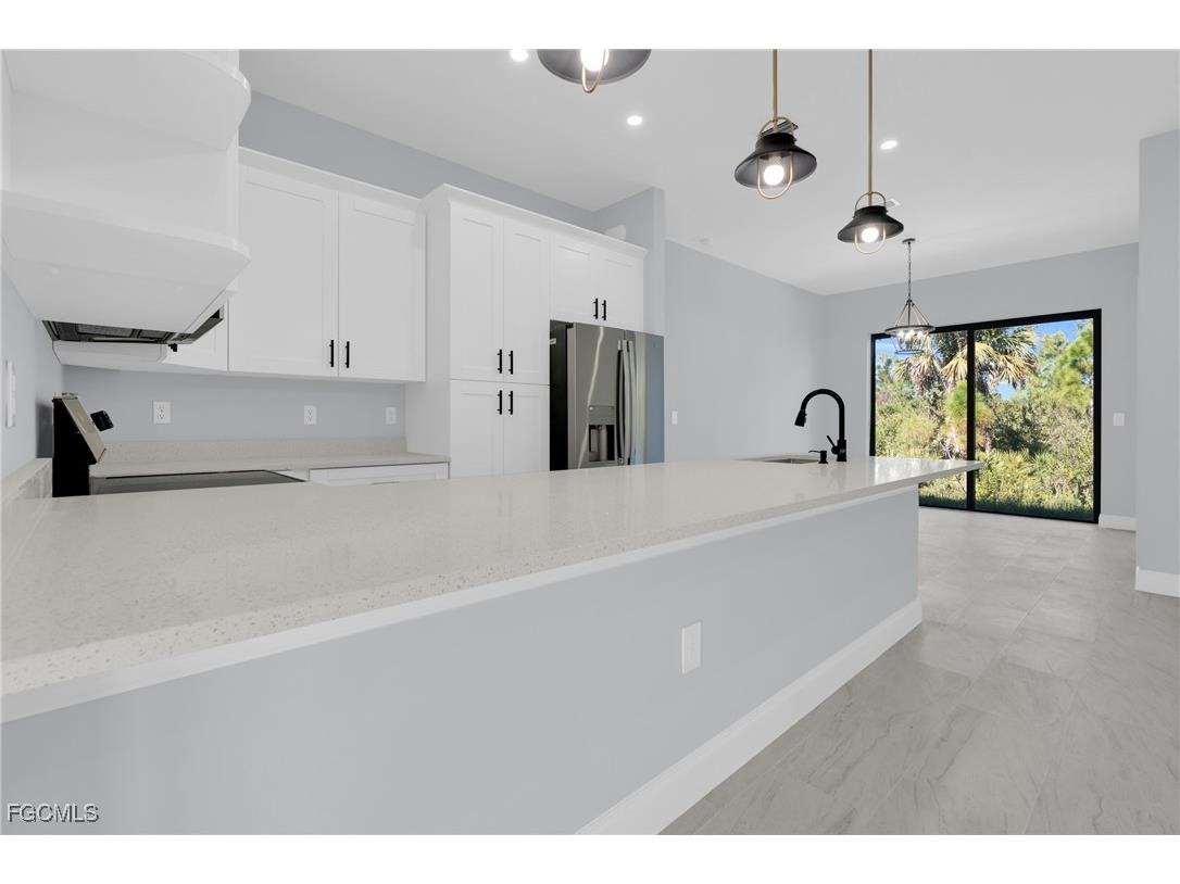 3605 E 6th Street Lehigh Acres FL 33972 2025020856 image2