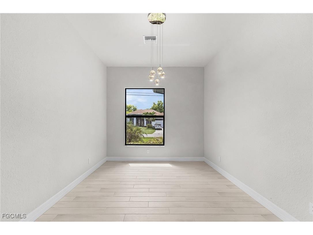 3605 SW 17th Place Cape Coral FL 33914 2025006860 image12