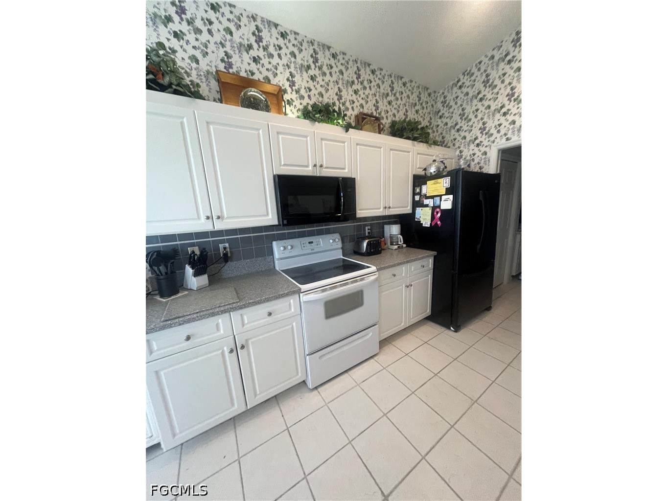 3605 Sabal Springs Boulevard North Fort Myers FL 33917 2026024041 image9
