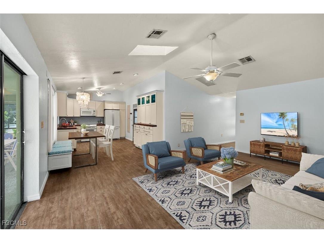 3605 Sudbury Lane Bonita Springs FL 34134 2026005798 image4